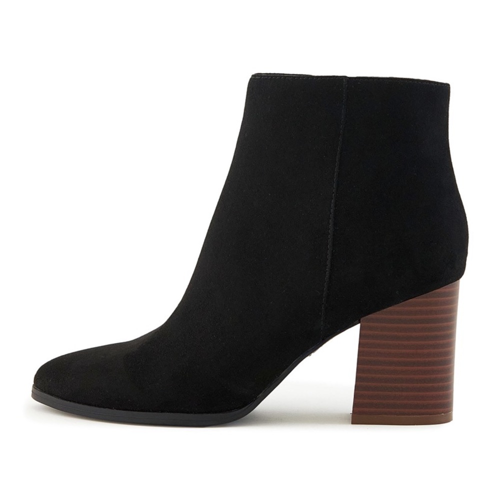 NWT in box Black stacked heel booties